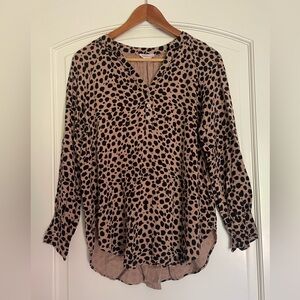 Ingrid & Isabel Maternity Nursing Top Leopard Animal Print V-Neck Blouse